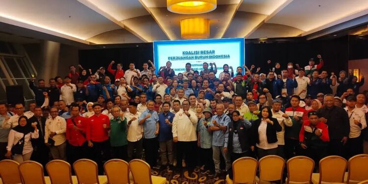 Buruh Tolak RUU Naker, Ancam Aksi Massa Nasional